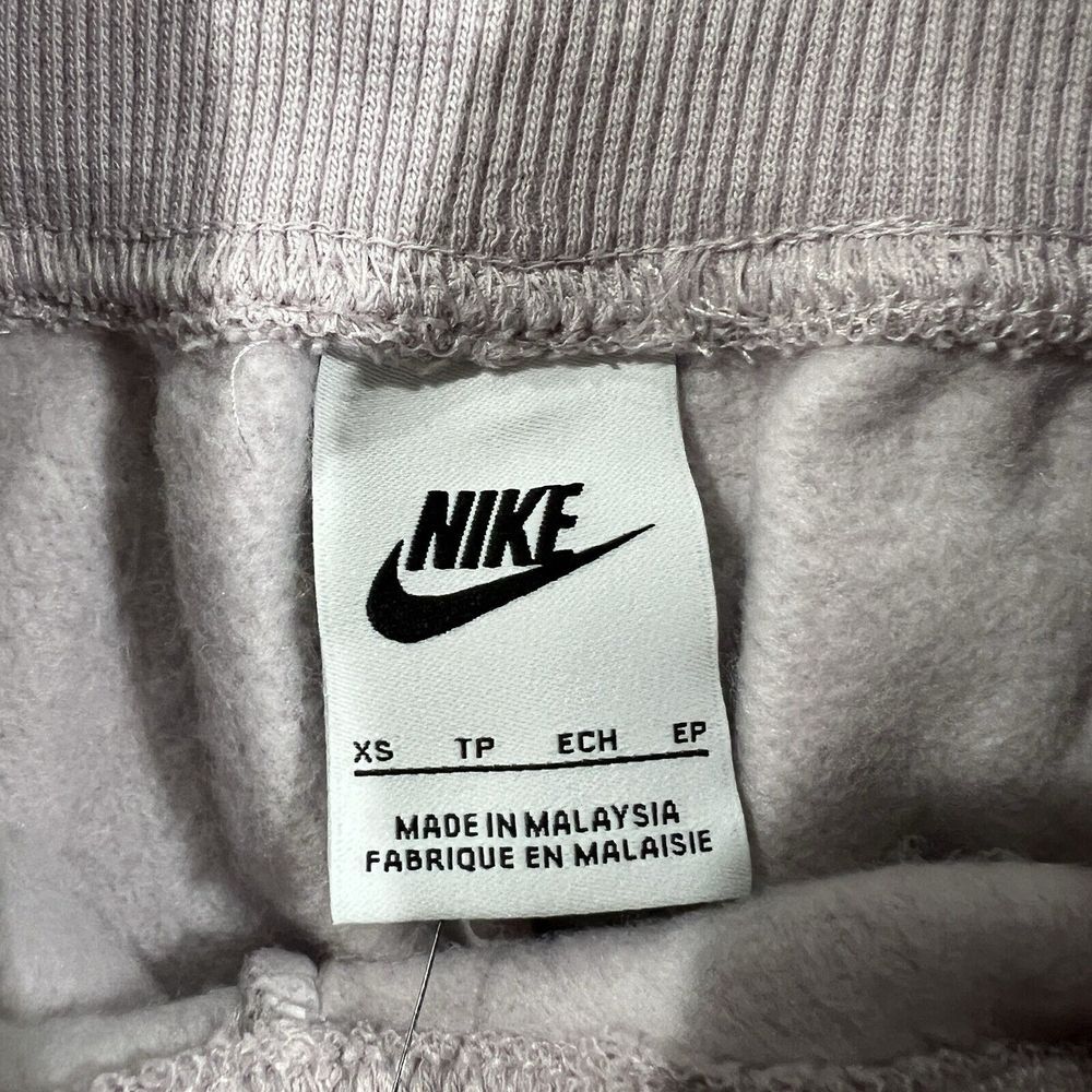 Nike Women's Sportswear Phoenix Fleece High Waisted 2" Logo Shorts FN2821-019 XS - Picture 3 of 9